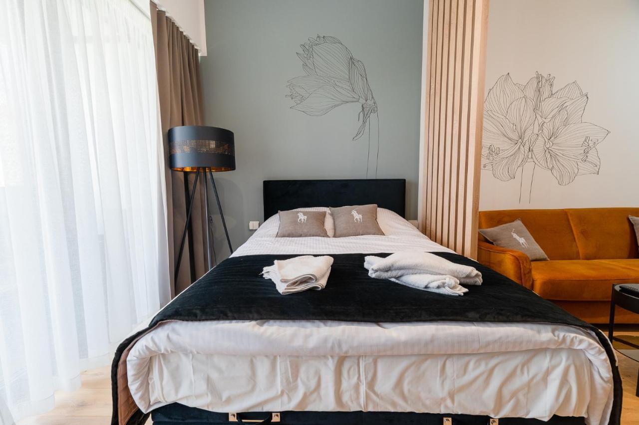Apartment Hanza 404 *